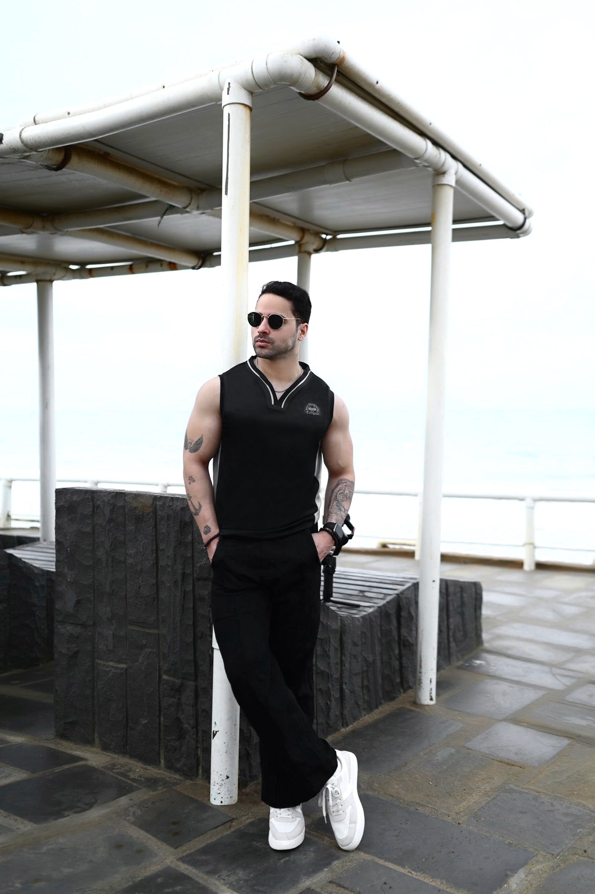 MESH TANK - BLACK